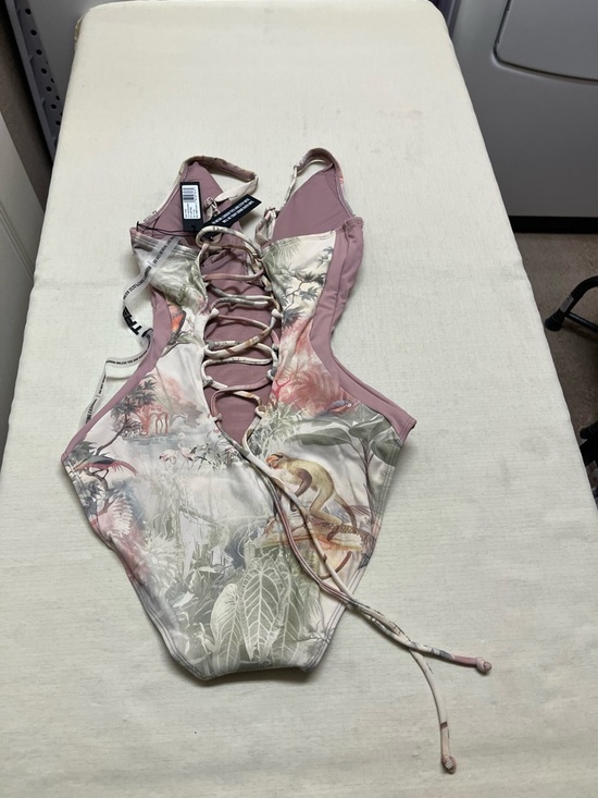 NWT Ta3 S Xlong plungey triangle contour cheeky swimsuit - Picture 6 of 12